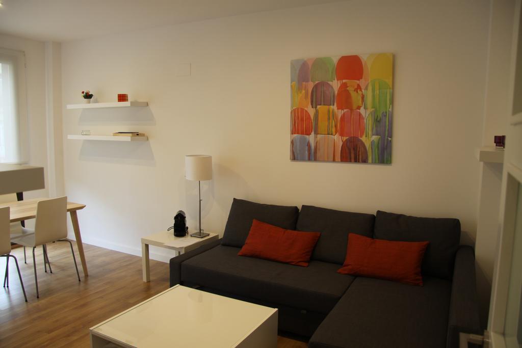 Apartamentos Hiedra Y Tapineria Mercado Central Валенсія Екстер'єр фото