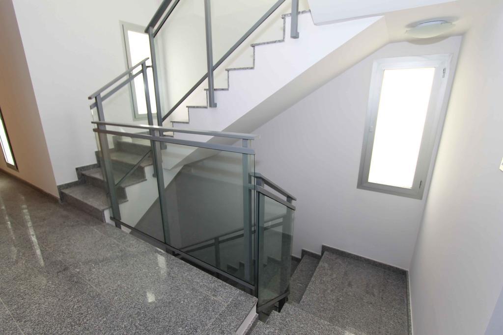Apartamentos Hiedra Y Tapineria Mercado Central Валенсія Екстер'єр фото