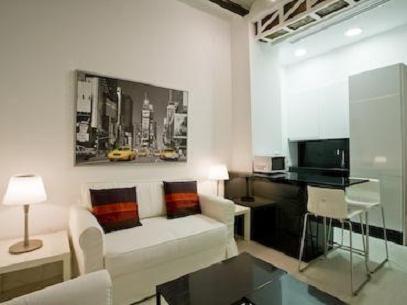 Apartamentos Hiedra Y Tapineria Mercado Central Валенсія Екстер'єр фото